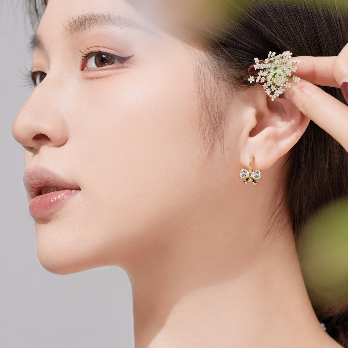 [Amore Jewelry]Exquisite Earrings With Heart-Shaped Bow Design