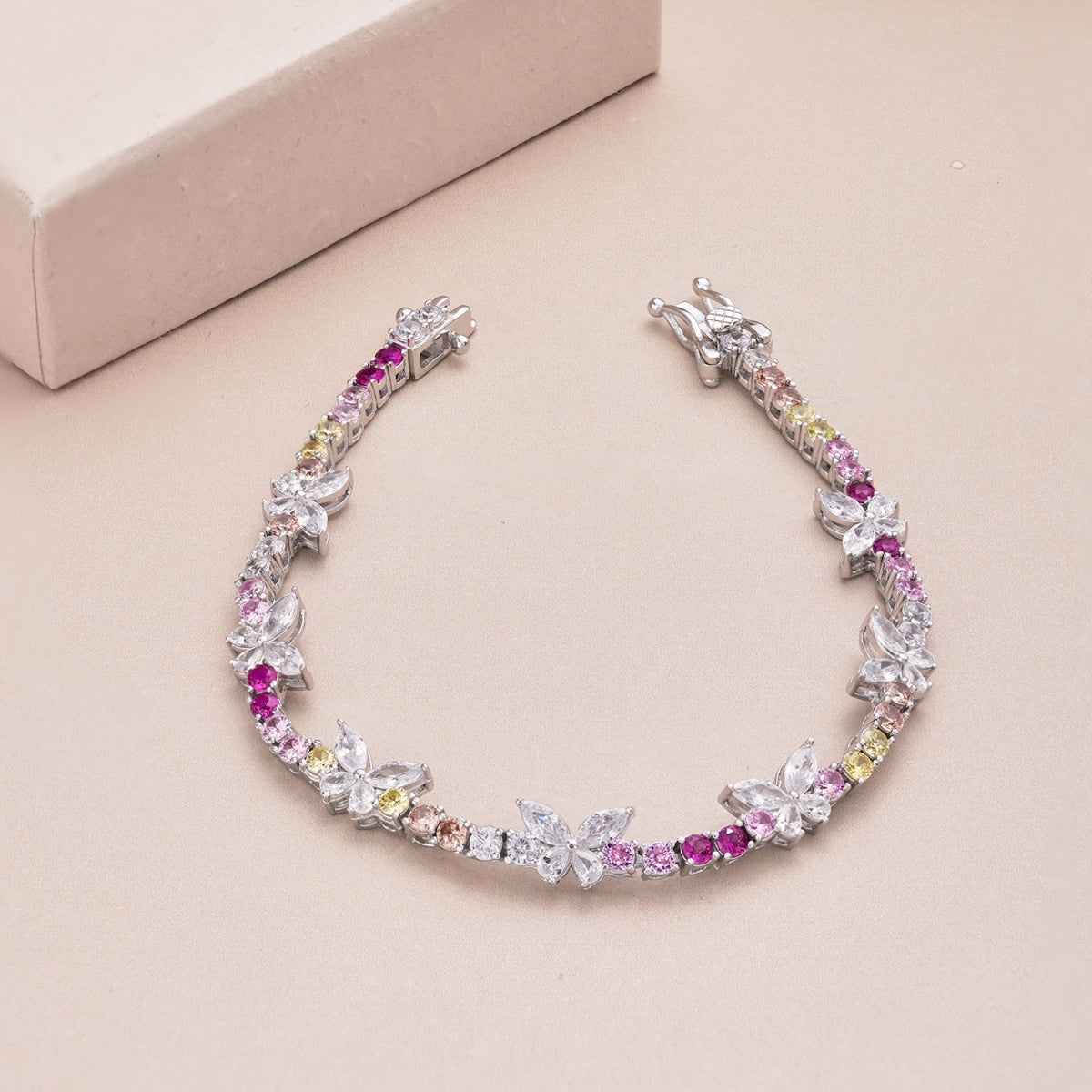 [Amore Jewelry]Ornate Colorful Butterfly Shape Round Cut Daily Bracelet
