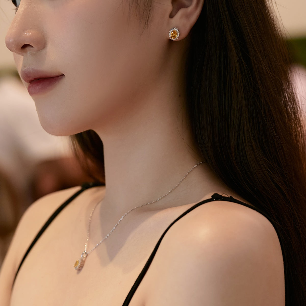 [Amore Jewelry]Delicate Radiant Oval Cut Daily Earrings