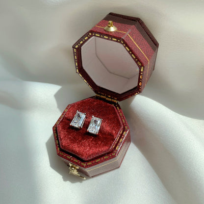 [Amore Jewelry]Stylish Shiny Rectangular Center Stone Stud Earrings