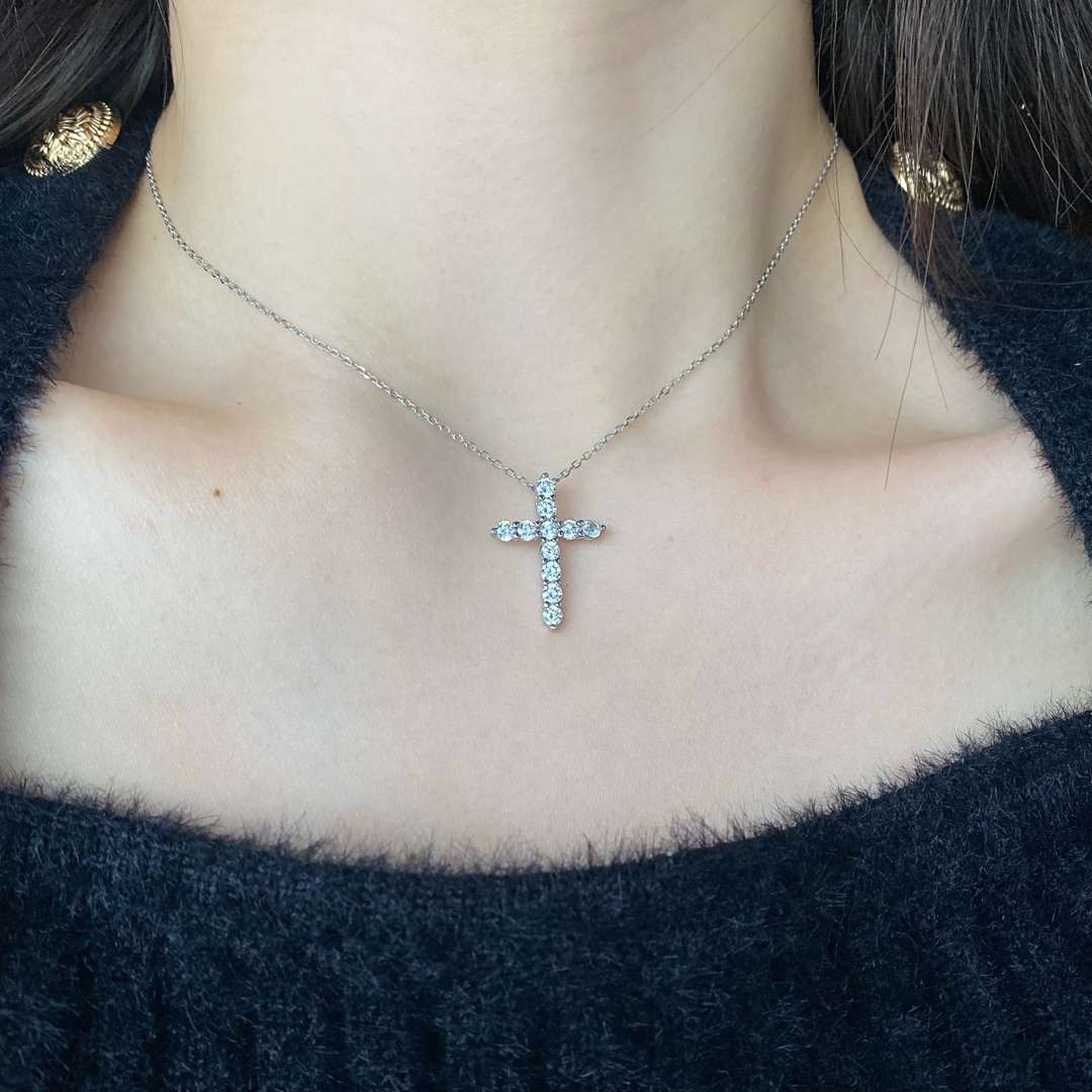 [Amore Jewelry]Unique Cross Shape Necklace