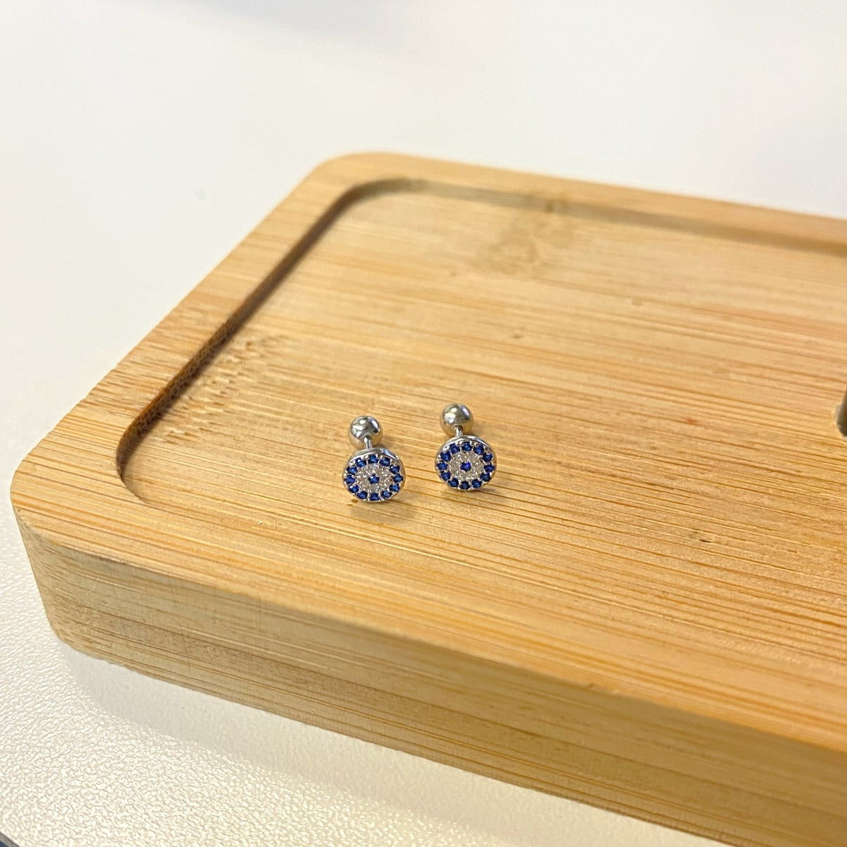 [Amore Jewelry]Devil's Eye Ear Bone Nail Earrings