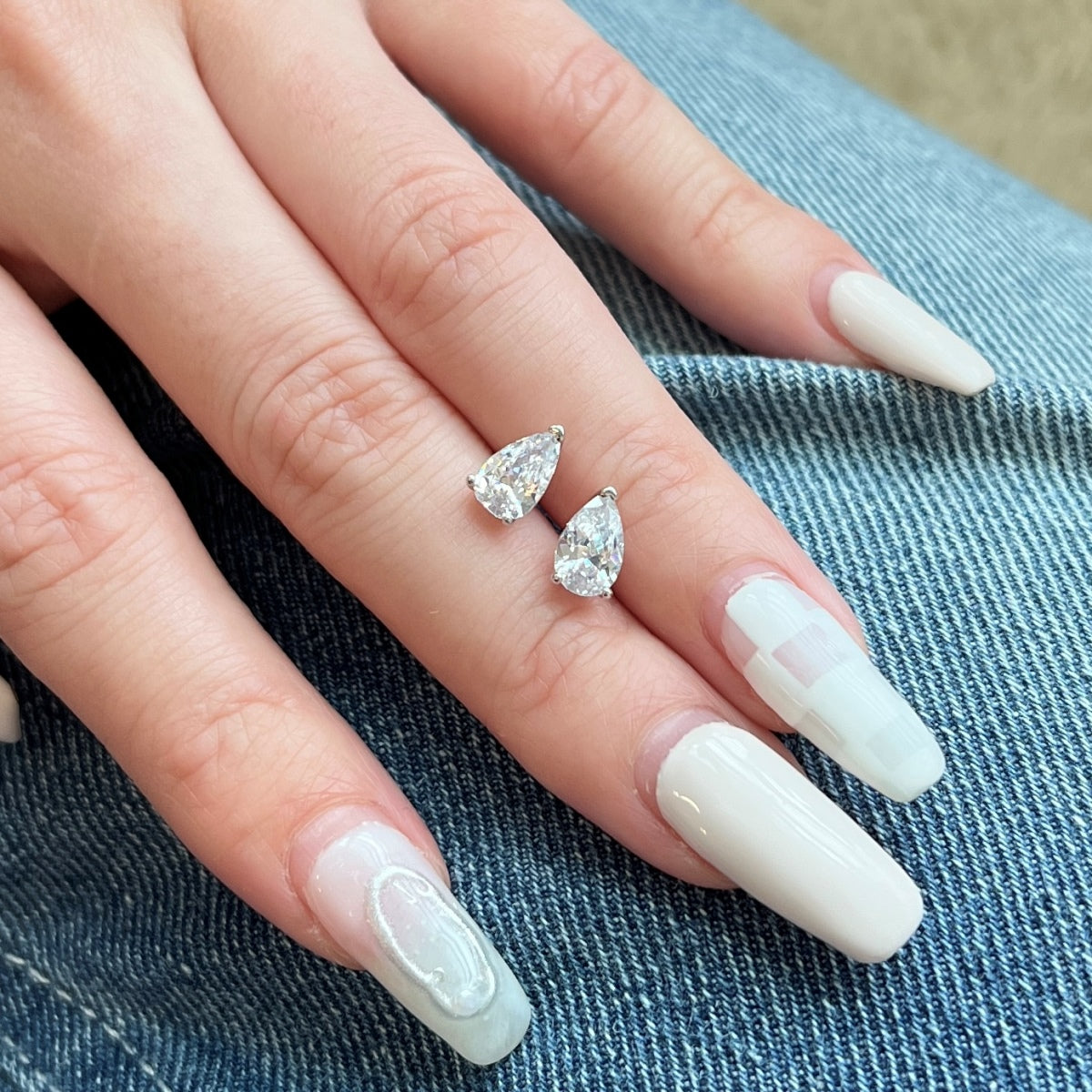 [Amore Jewelry]Ornate Water Drop Shape Earrings