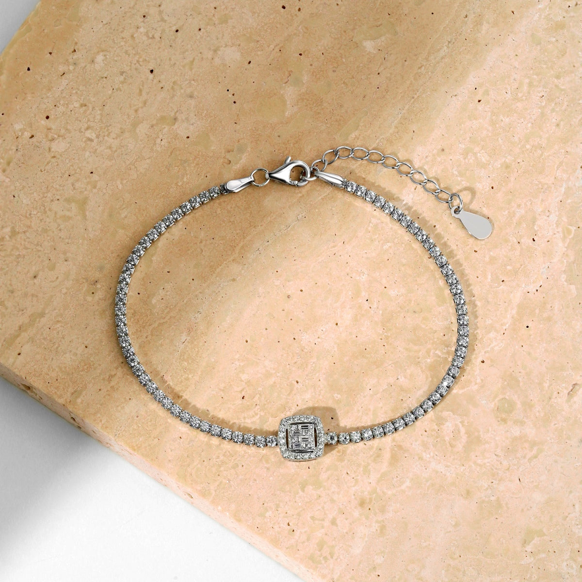 [Amore Jewelry]Luxurious Dazzling Square Shape Banquet Bracelet