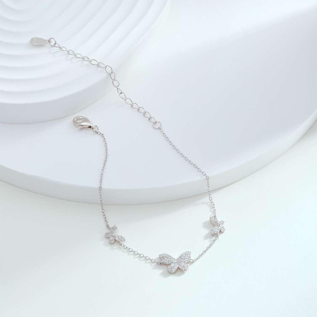 [Amore Jewelry]Delicate Butterfly Pendant Bracelet