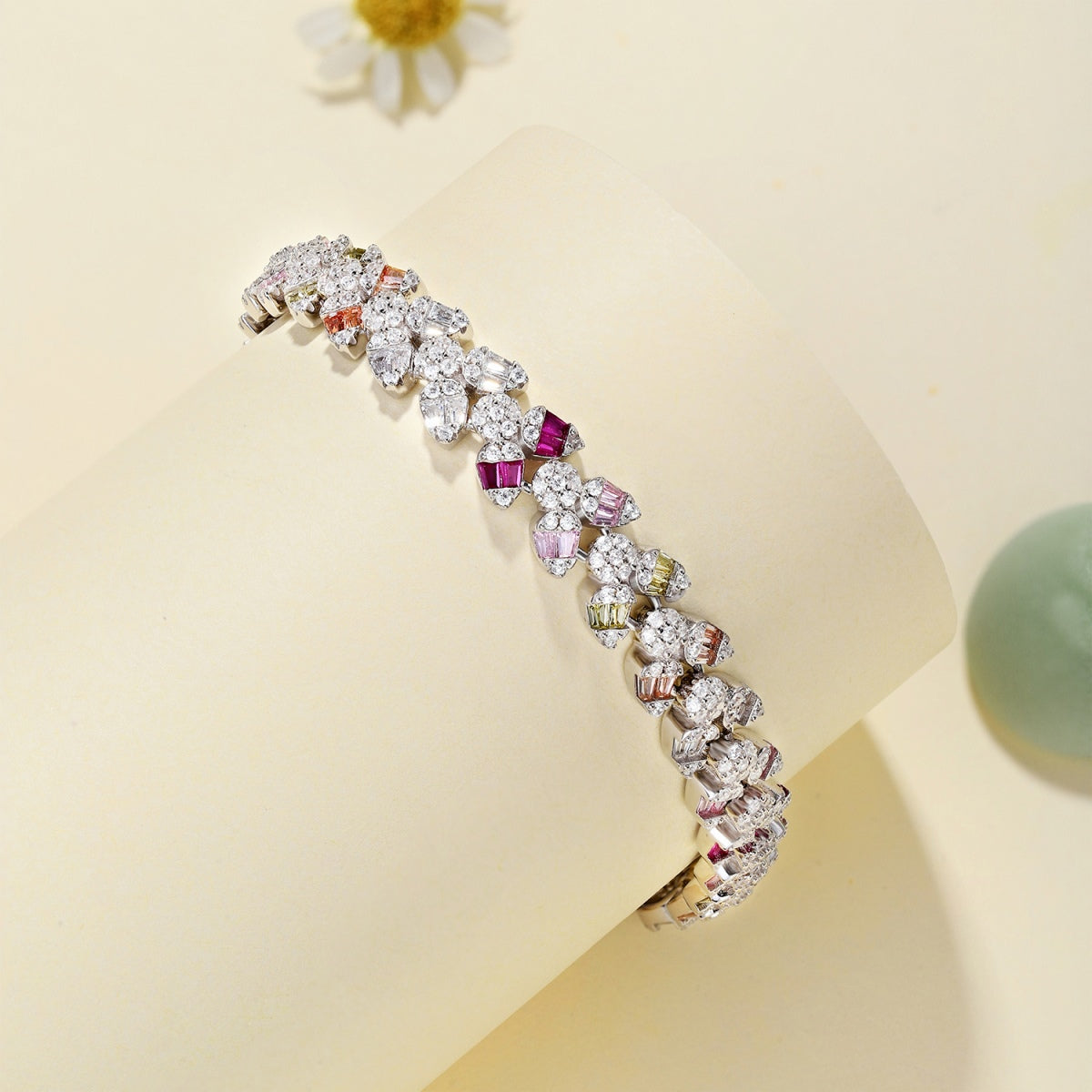 [Amore Jewelry]Dainty Exquisite Flower Shape Daily Bracelet
