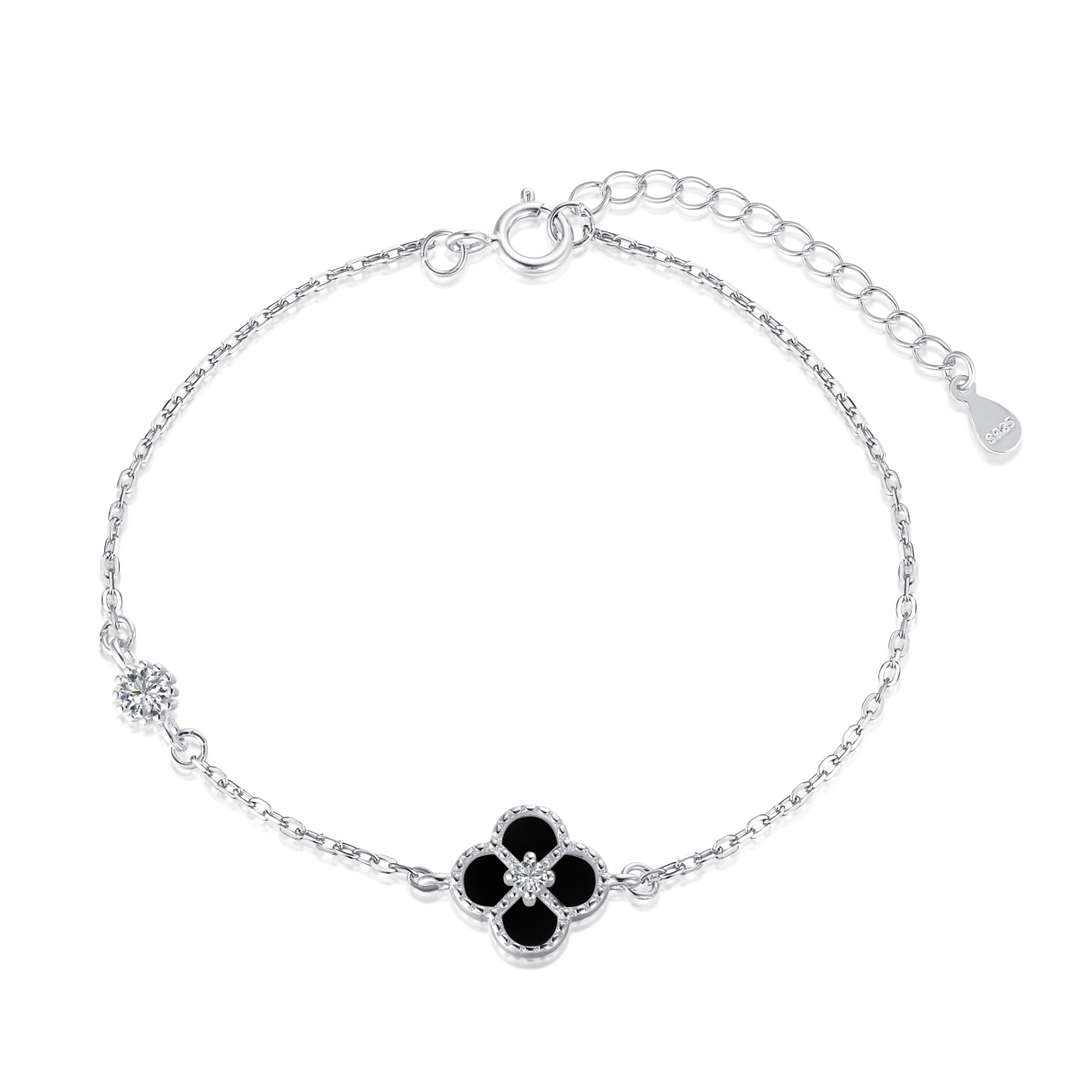[Amore Jewelry]Delicate Four Leaf Clover Bracelet