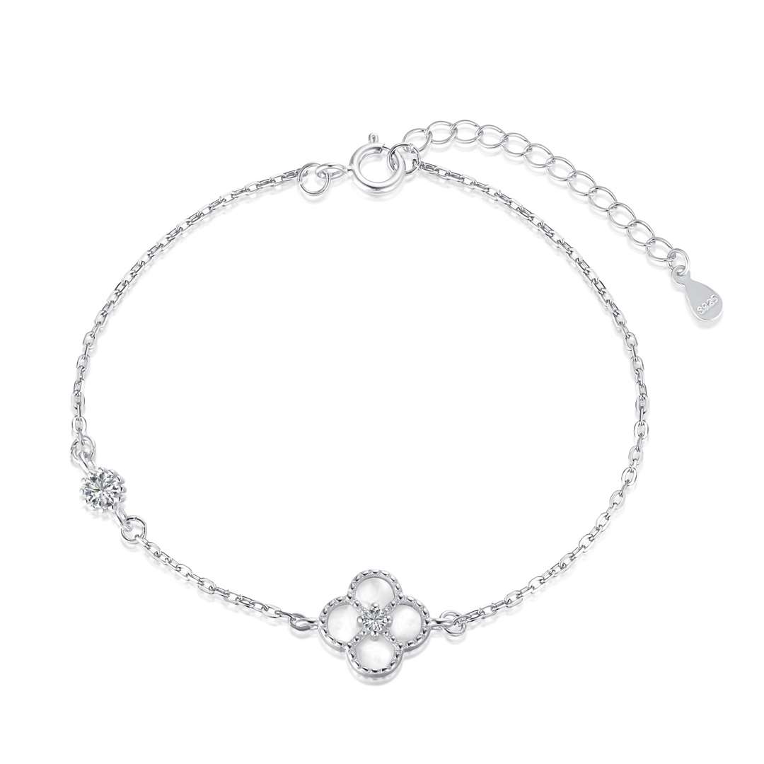 [Amore Jewelry]Delicate Four Leaf Clover Bracelet