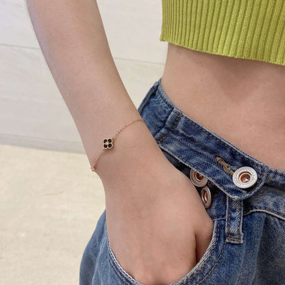 [Amore Jewelry]Delicate Four Leaf Clover Bracelet