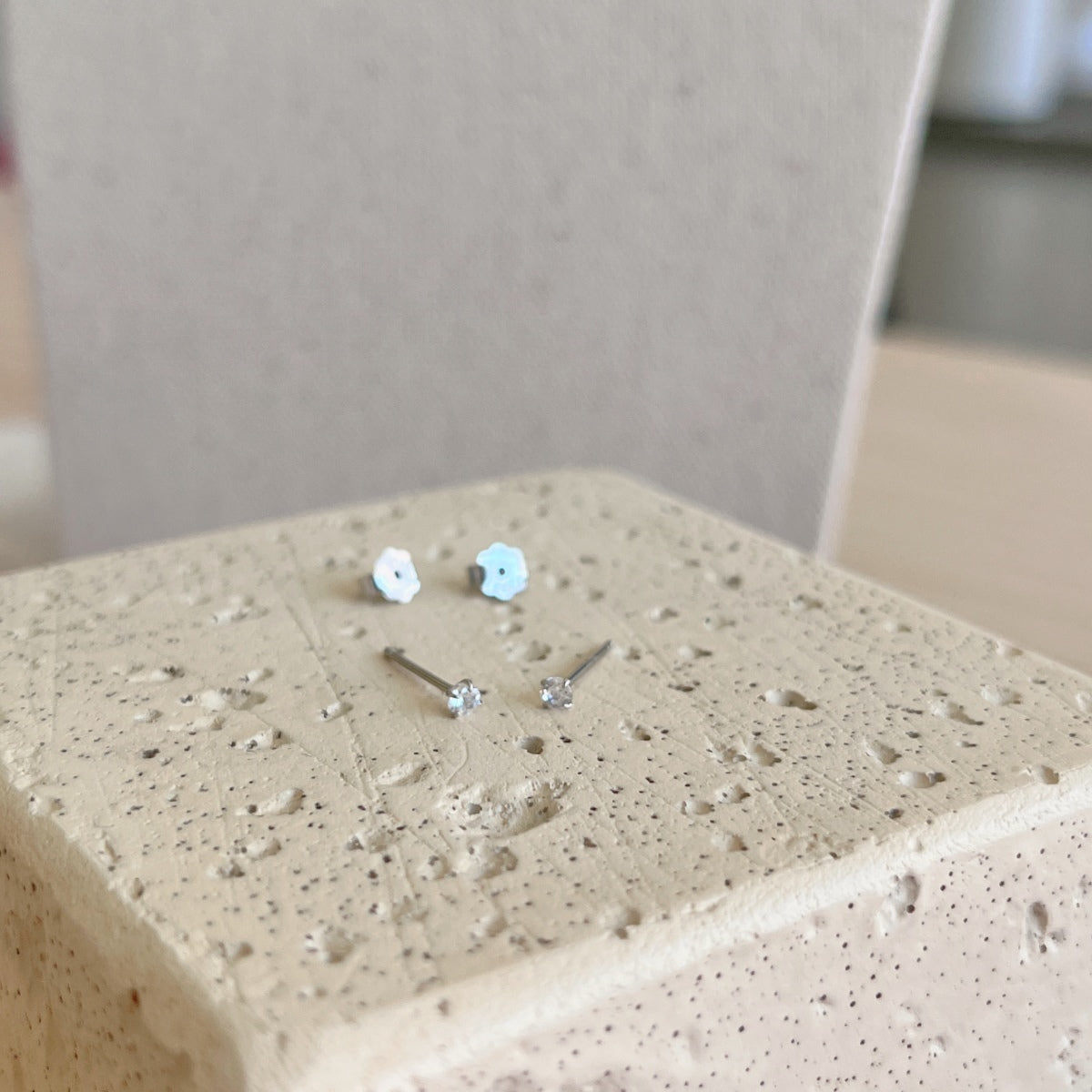 [Amore Jewelry]Delicate Solitaire Earrings