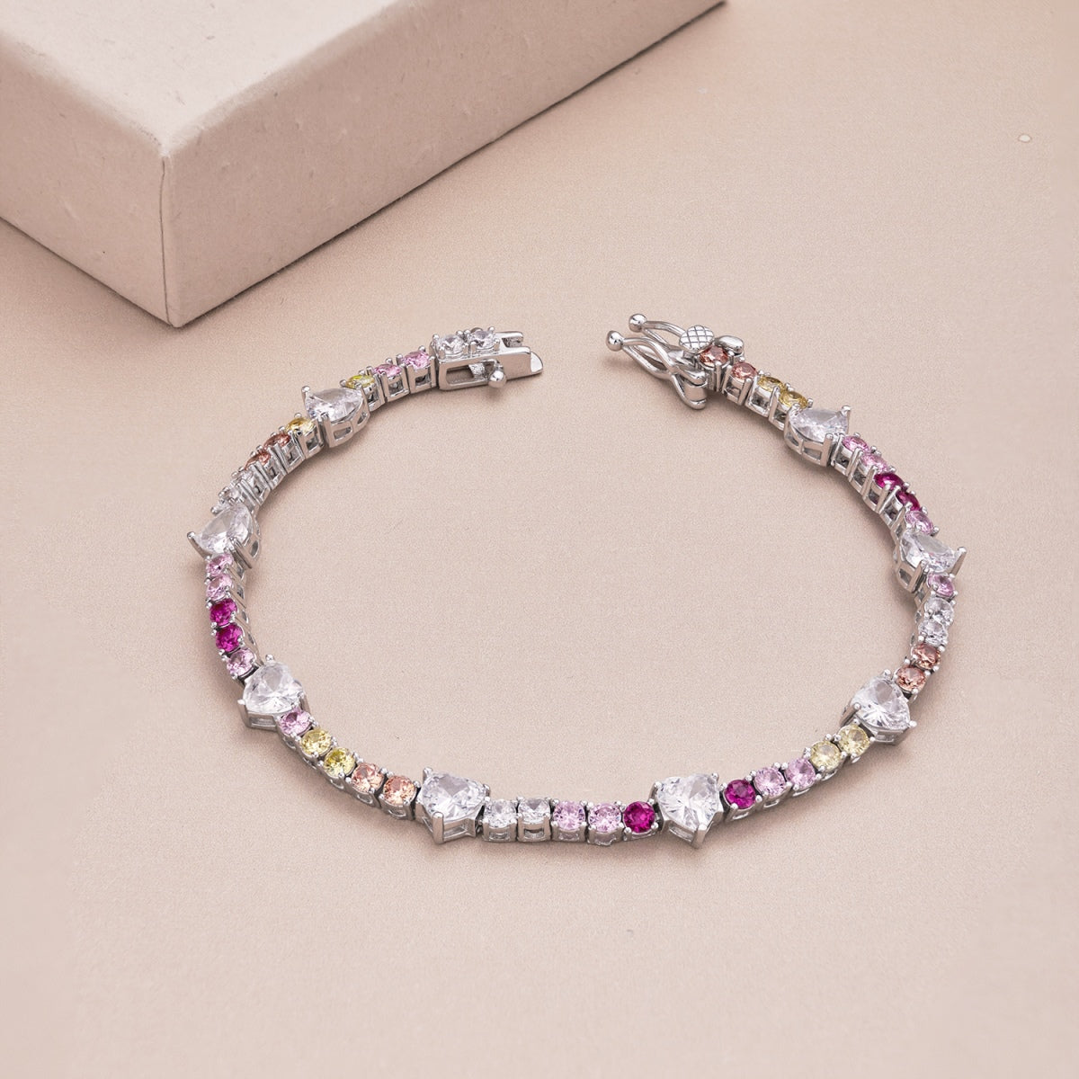[Amore Jewelry]Romantic Heart Shape Round Cut Lover Bracelet