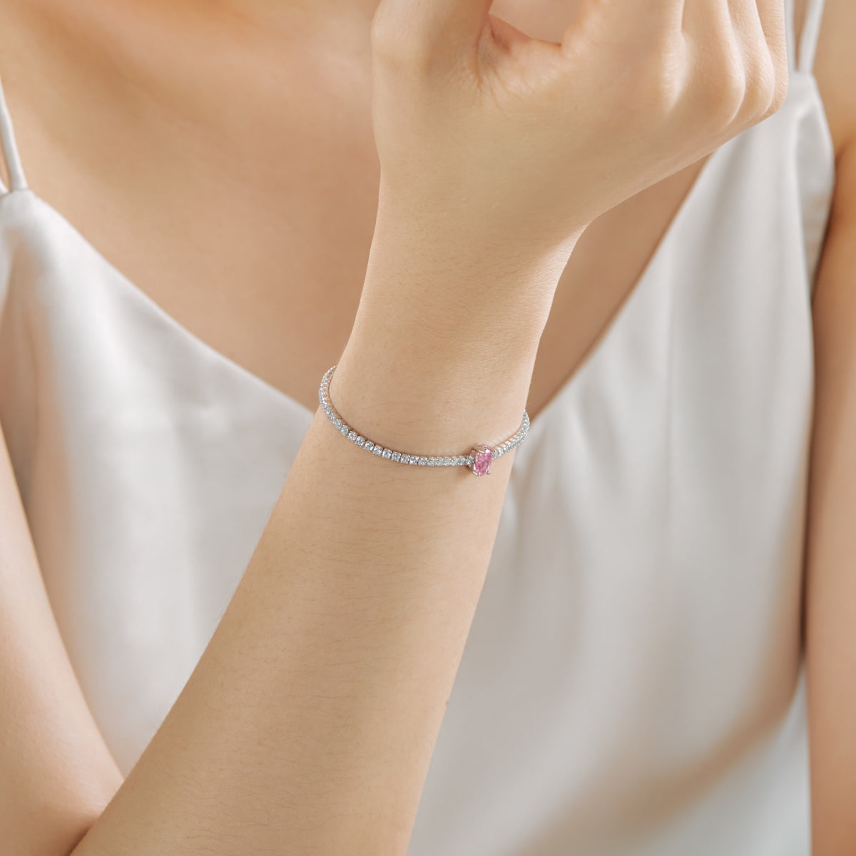 [Amore Jewelry]0.75 Carat Exquisite Oval Cut Daily Bracelet