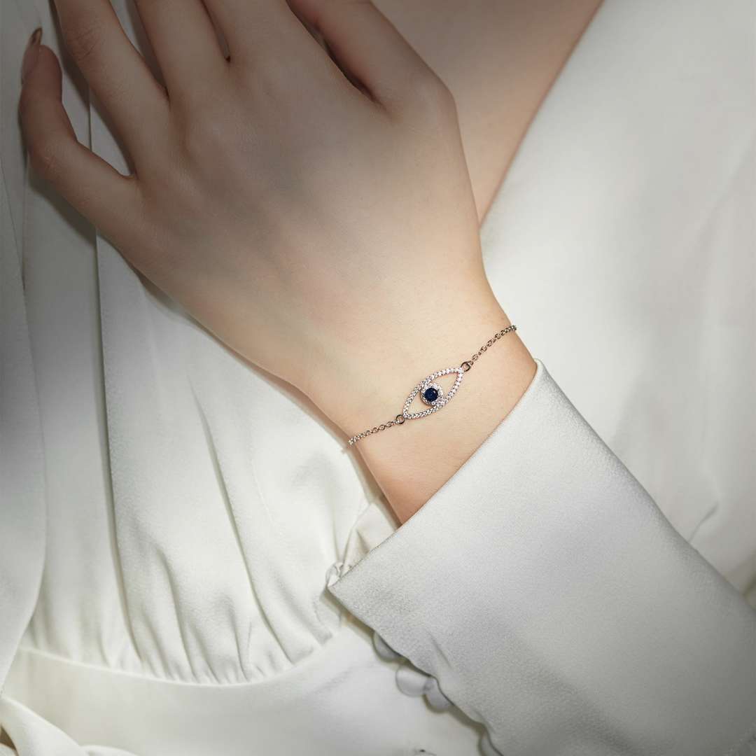 [Amore Jewelry]Devil's Eye Hollow Design Bracelet