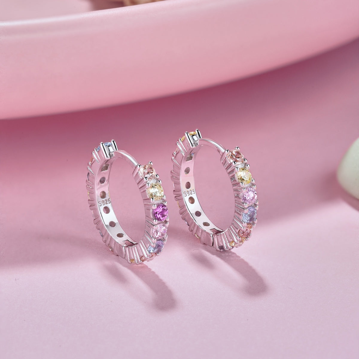 [Amore Jewelry]Radiant Colorful Round Cut Earrings