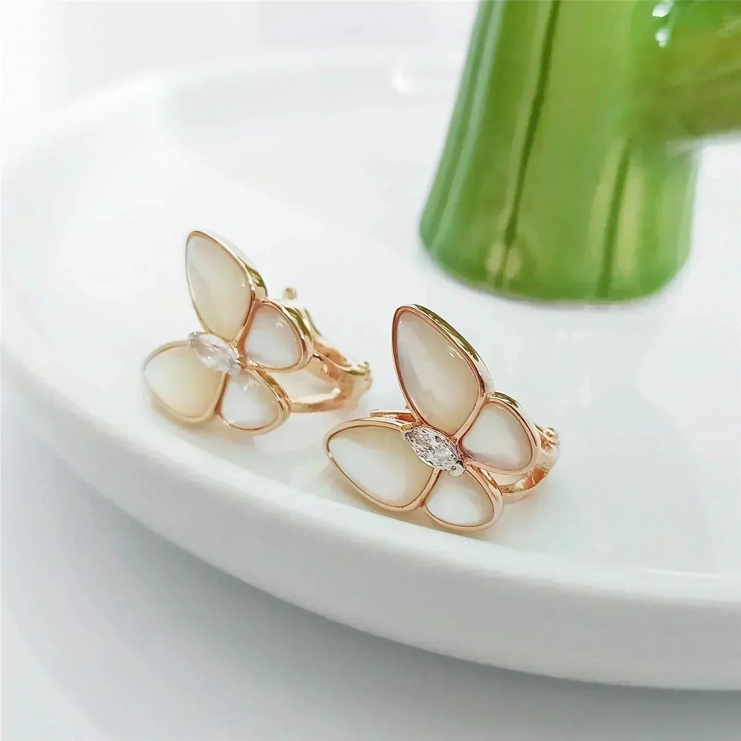 [Amore Jewelry]BUTTERFLY MOP DIAMOND EARRINGS