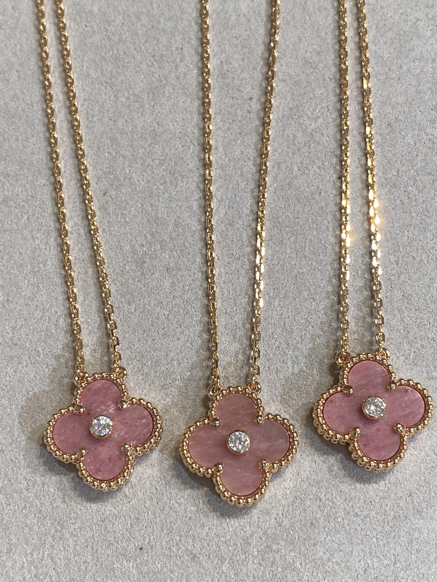 [Amore Jewelry]CLOVER 15MM DIAMOND RHODONITE NECKLACE