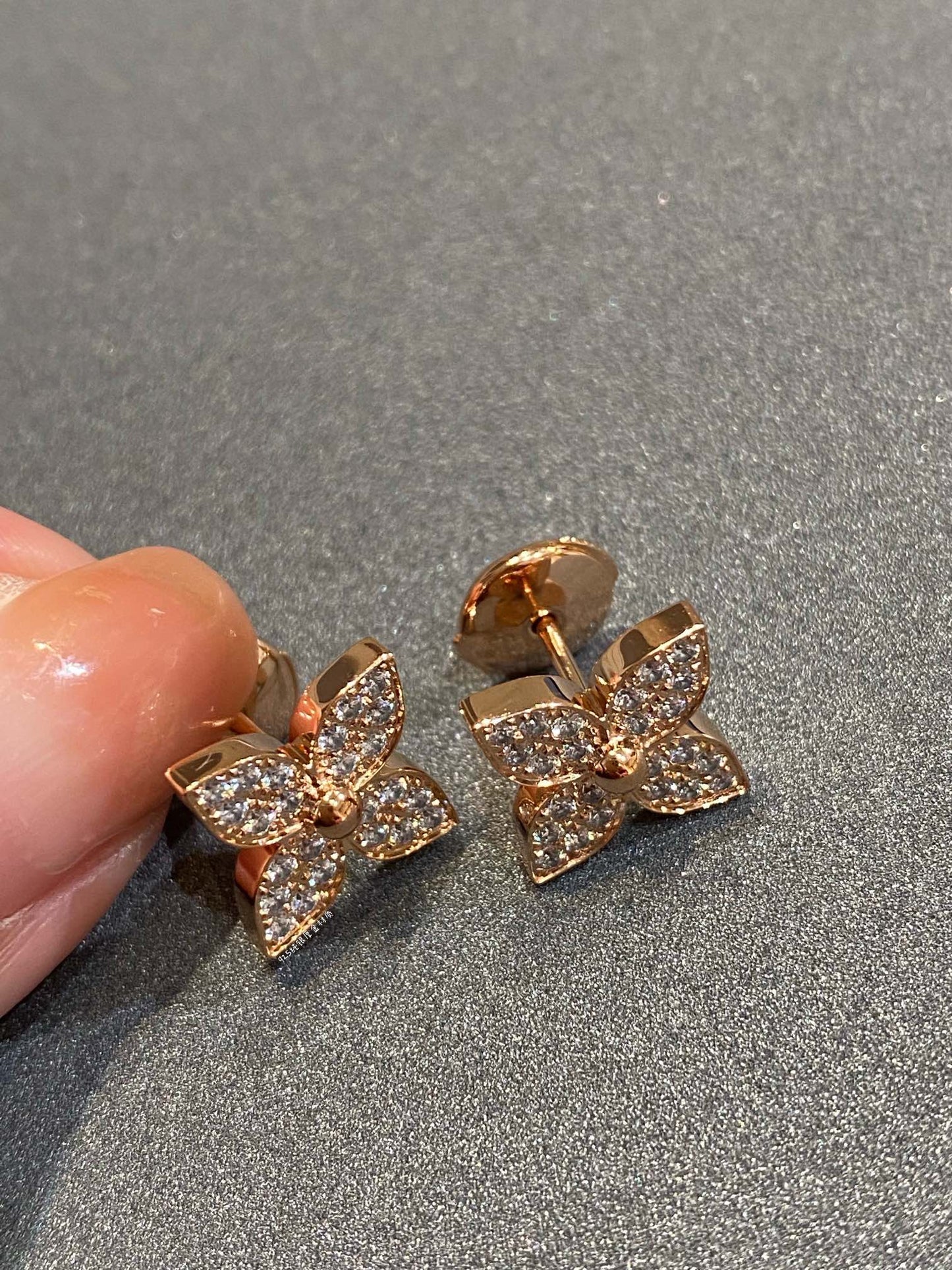 [Amore Jewelry]STAR DIAMOND EARRINGS