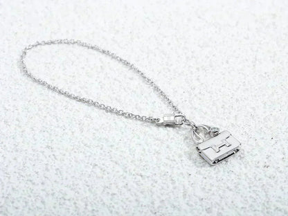 [Amore Jewelry]AMULETTE PEDANT SILVER NECKLACE