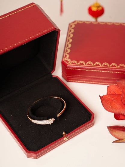 [Amore Jewelry]PANTHERE ROSE GOLD DIAMOND OPEN BRACELET
