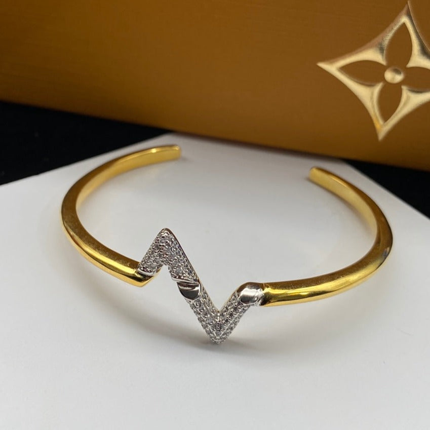 [Amore Jewelry]VOLTE UPSITE DOWN DIAMOND GOLD OPEN BRACELET