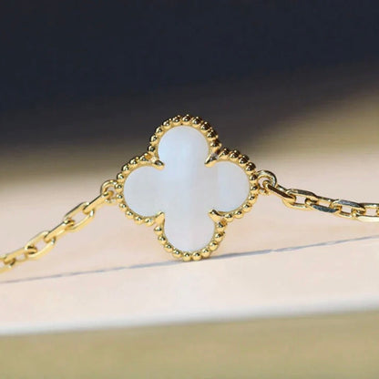 [Amore Jewelry]CLOVER 20 MOTIFS WHITE MOP NECKLACE