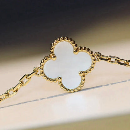 [Amore Jewelry]CLOVER 20 MOTIFS WHITE MOP NECKLACE