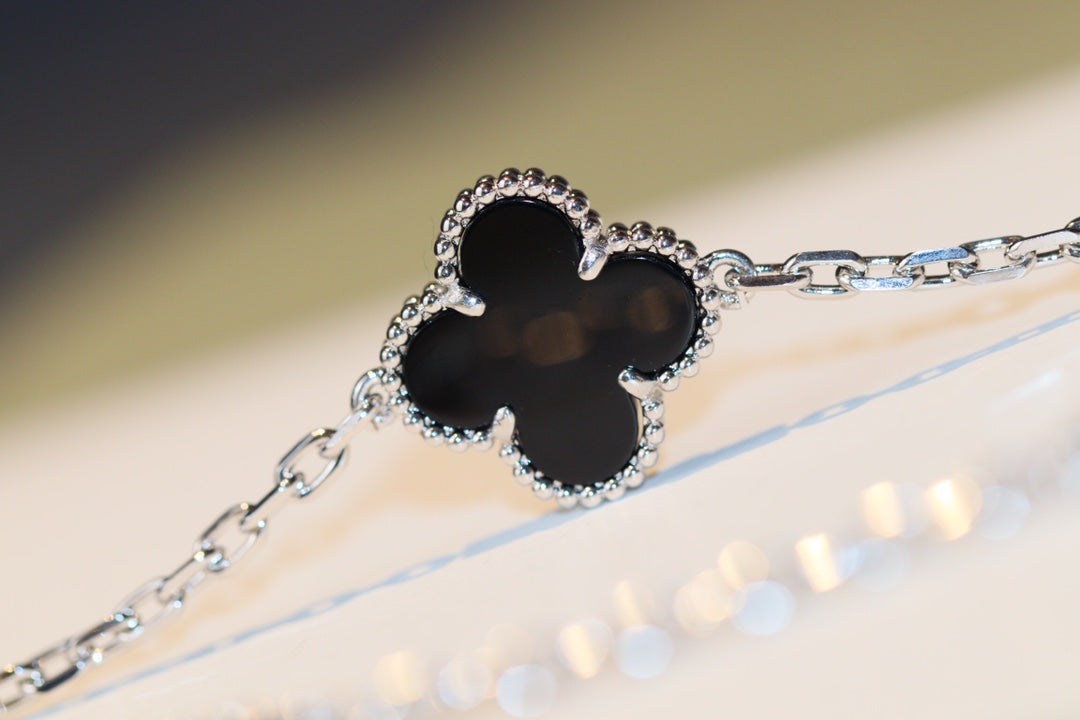 [Amore Jewelry]CLOVER 20 MOTIFS ONYX DIAMOND SILVER