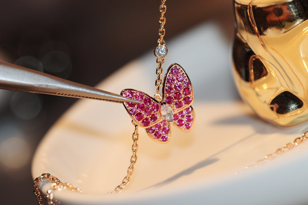 [Amore Jewelry]BUTTERFLY RED DIAMOND ROSE GOLD NECKLACE