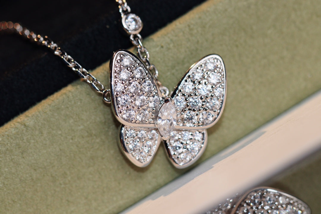 [Amore Jewelry]BUTTERFLY DIAMOND NECKLACE