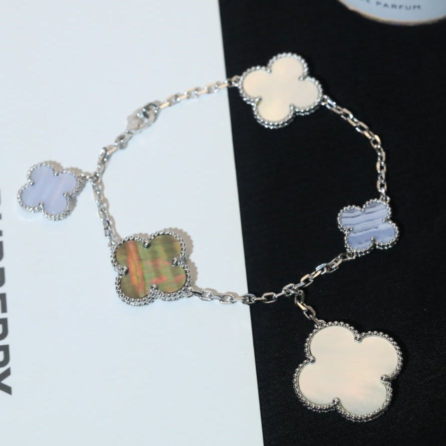 [Amore Jewelry]CLOVER BRACELET 5 MOTIFS MOP CHALCEDONY SILVER