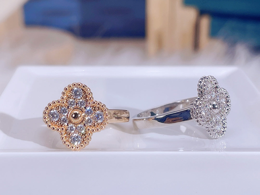 [Amore Jewelry]CLOVER DIAMOND RING
