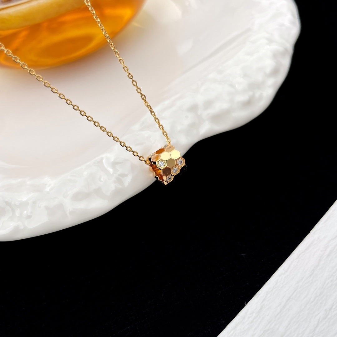 [Amore Jewelry]BEE MINI PEDANT DIAMOND NECKLACE