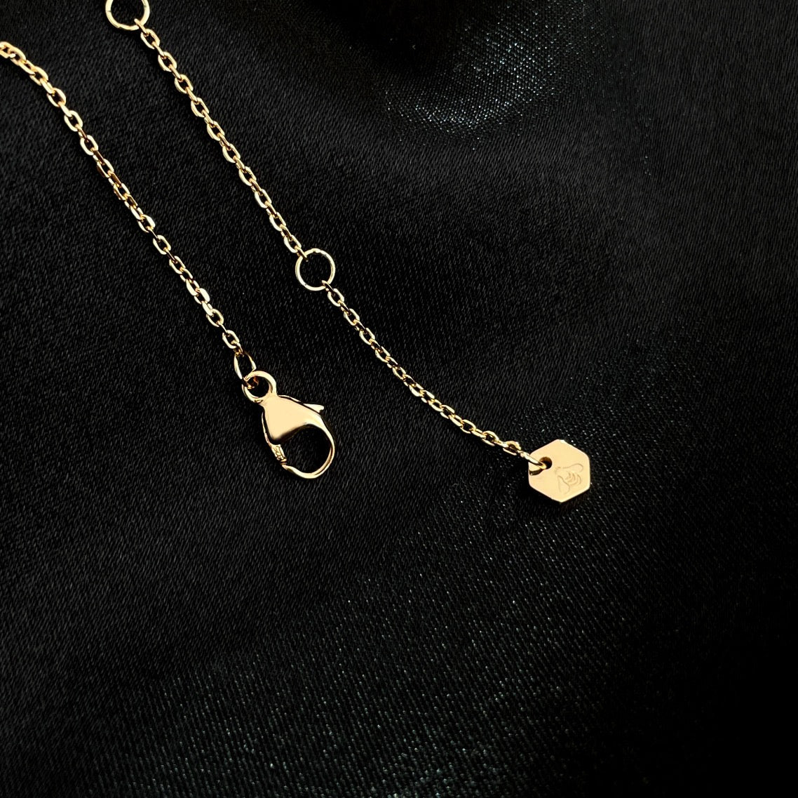 [Amore Jewelry]BEE MINI NECKLACE