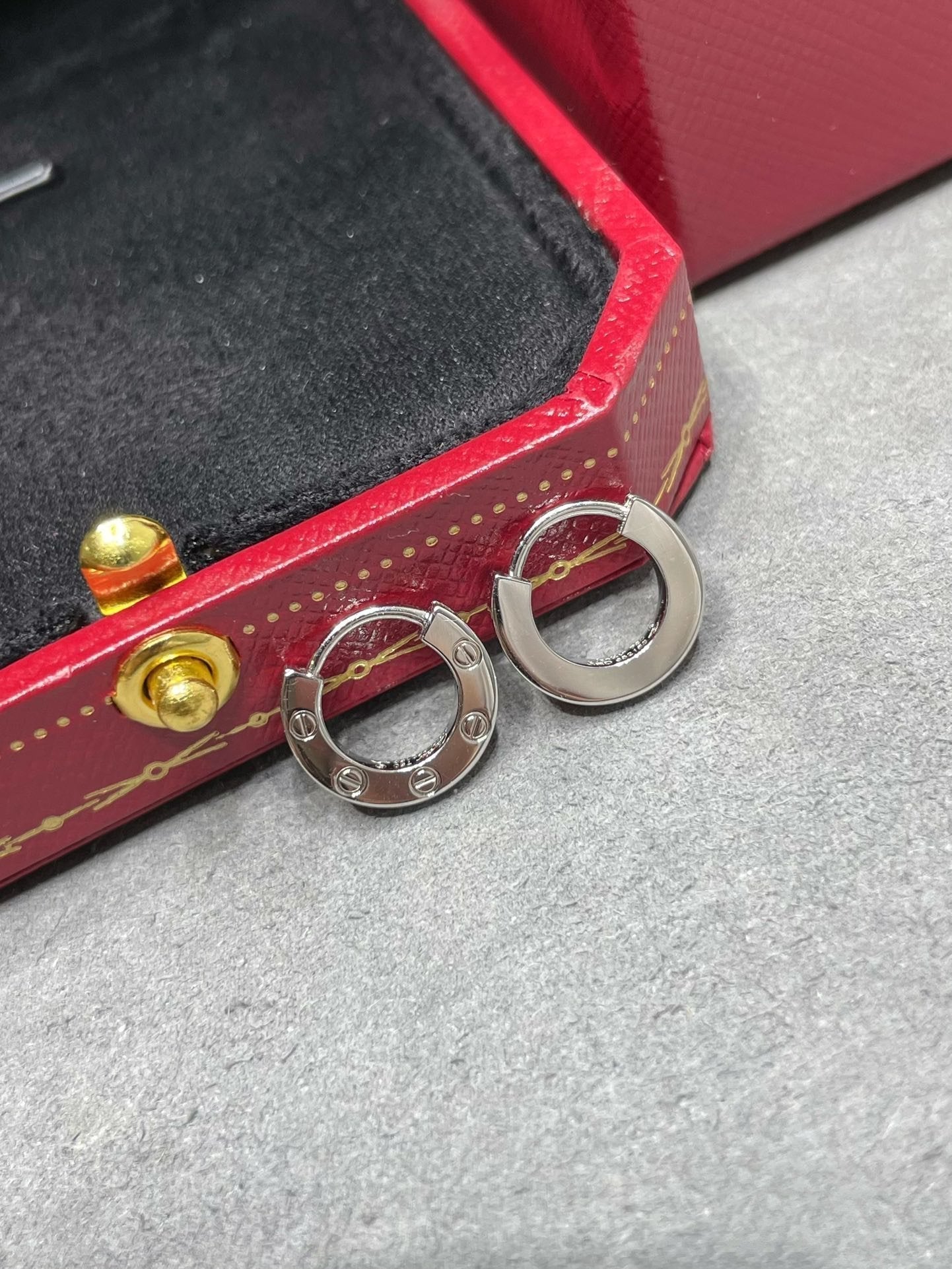 [Amore Jewelry]LOVE MINI EARRINGS