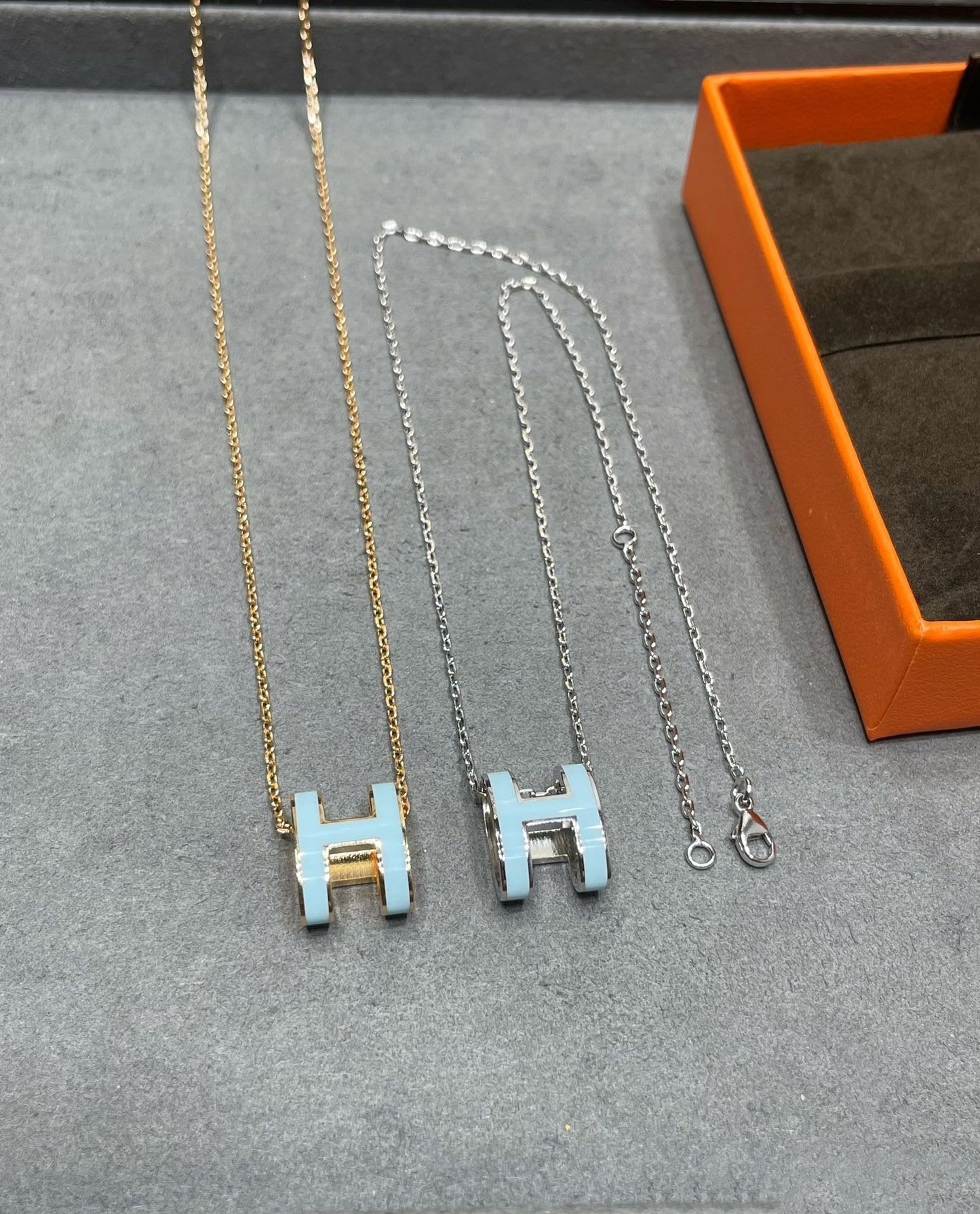 [Amore Jewelry]POP H SKY BLUE NECKLACE
