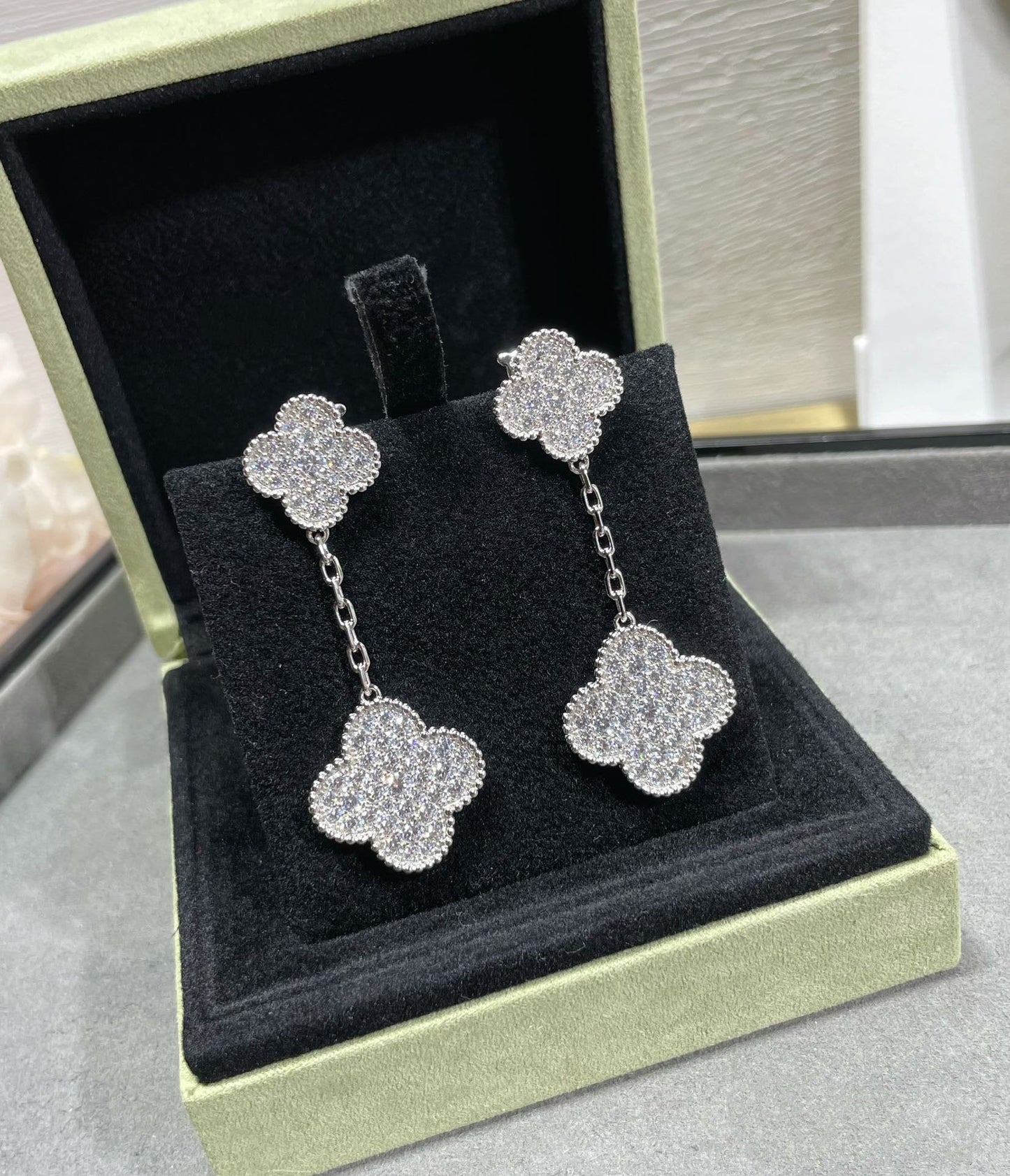 [Amore Jewelry]CLOVER 2 MOTIFS DIAMOND PAVED SILVER EARRINGS