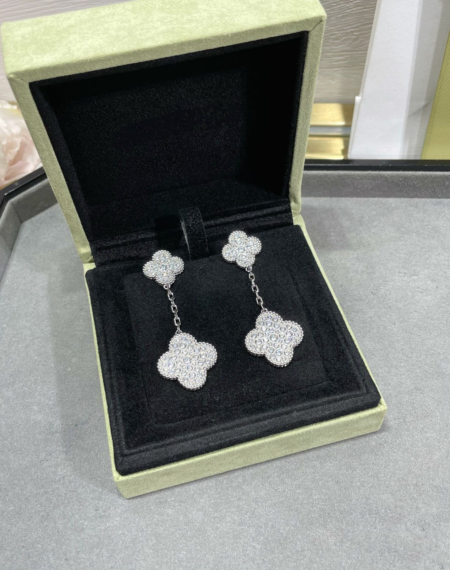 [Amore Jewelry]CLOVER 2 MOTIFS DIAMOND PAVED SILVER EARRINGS