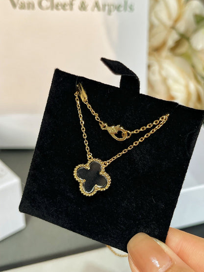 [Amore Jewelry]CLOVER ROCK CRYSTAL ROSE GOLD NECKLACE