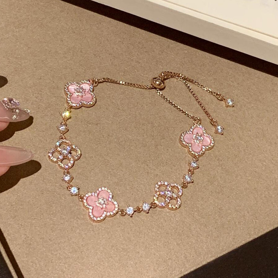 [Amore Jewelry]CLOVER 5 MOTIF PINK BLUE RED WHITE BRACELET