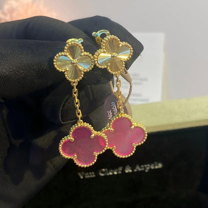 [Amore Jewelry]NEW CLOVER 2 MOTIF PINK ENAMEL EARRINGS