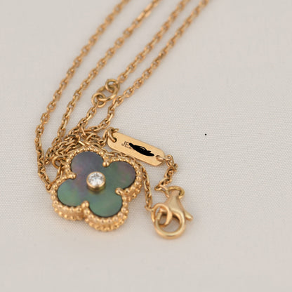 [Amore Jewelry]CLOVER 15MM DIAMOND AND MOTHER-OF-GREY NECKLACE