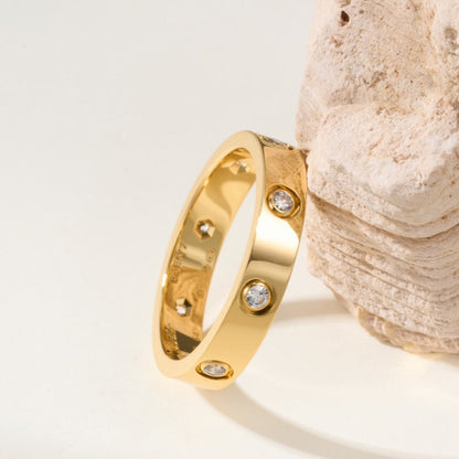 [Amore Jewelry]LOVE 4MM 8 DIAMOND RING
