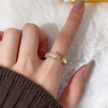 [Amore Jewelry]PANTHERE HALF DIAMOND SMALL RING