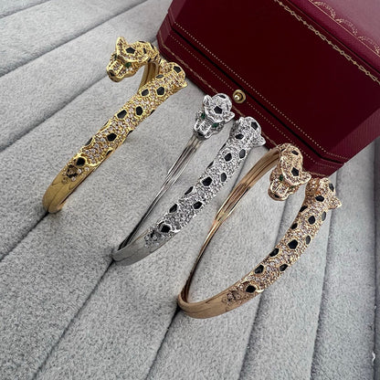 [Amore Jewelry]PANTHERE DOUBLE HEADED HALF DIAMOND OPEN BRACELET