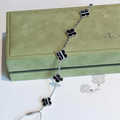 [Amore Jewelry] CLOVER 5 MOTIF PULSAR STONE BRACELET COLLECTION