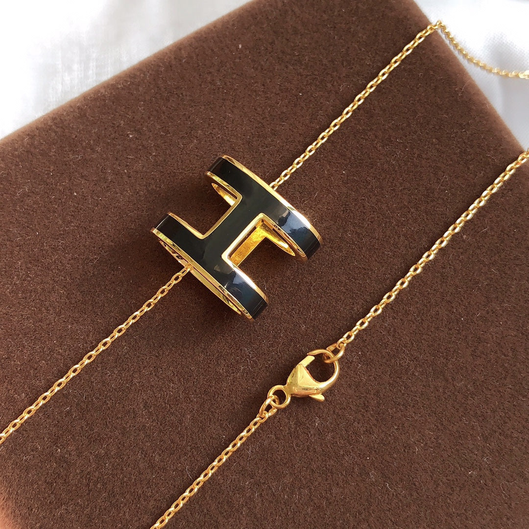 [Amore Jewelry]HM CLIC BLACK ENAMEL GOLD NECKLACE