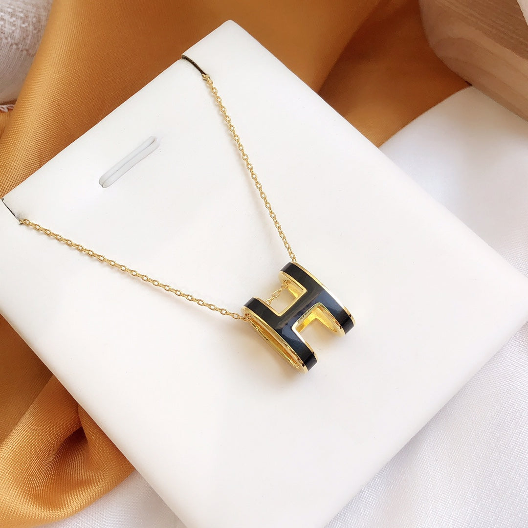 [Amore Jewelry]HM CLIC BLACK ENAMEL GOLD NECKLACE