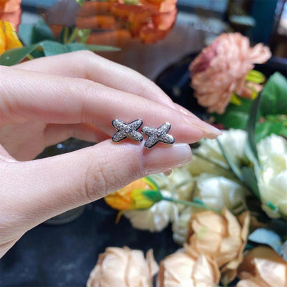 [Amore Jewelry]JEUX DE SILVER DIAMOND EARRINGS