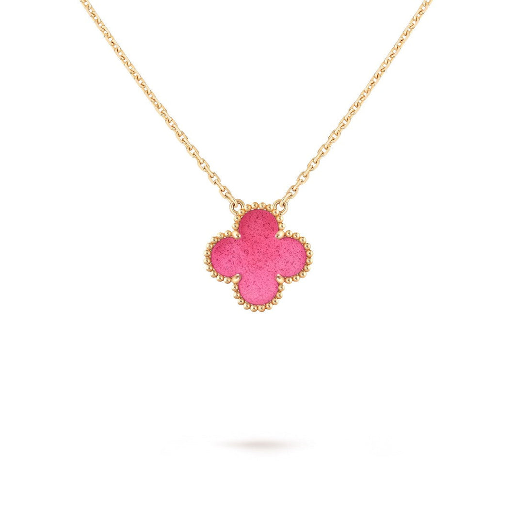 [Amore Jewelry] NEW CLOVER 15MM PINK ENAMEL NECKLACE