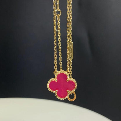 [Amore Jewelry] NEW CLOVER 15MM PINK ENAMEL NECKLACE